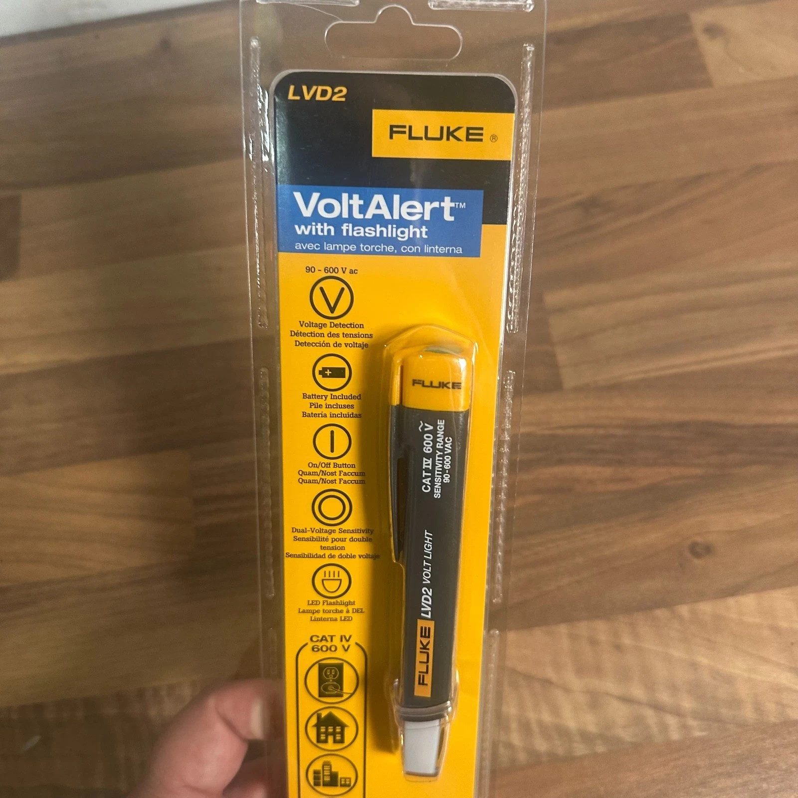 Fluke LVD2 Voltage Detector Non-Contact Voltstick Volt Pen Tester Dual Sensor - Image 4