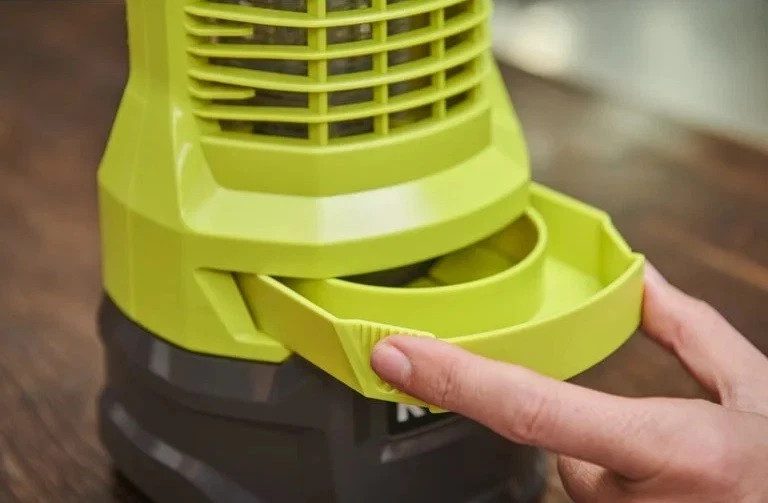 Ryobi RY18BZA‑0 18V ONE+ Cordless Bug Zapper – Bare Tool (Garden & Patio) - Image 4