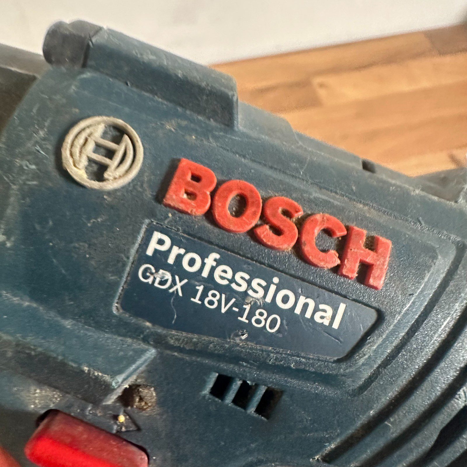 Bosch GDX 18V-180 Impact Driver Wrench 18V Li-Ion Cordless Power Tool - Image 15