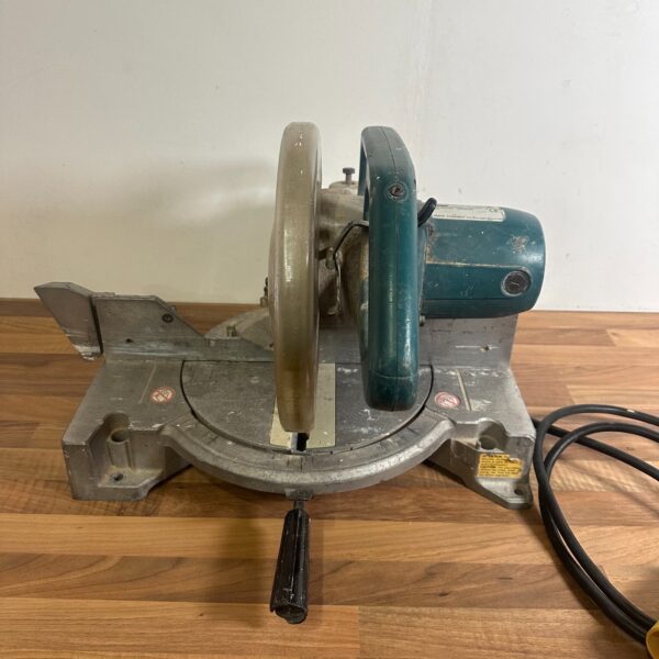 Makita LS1040 Compound Mitre Saw 110V 1650W 255mm Slide Bevel Cut