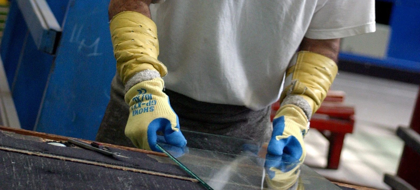 Showa GP-KV1 Latex grip glove with Kevlar Cut Protection Size 7/S - Image 9