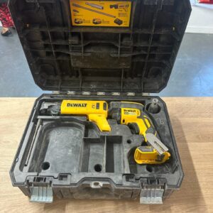 Dewalt DCF620P2K 18v XR Li-Ion Brushless Collated Drywall Screwgun Autofeed 5.0