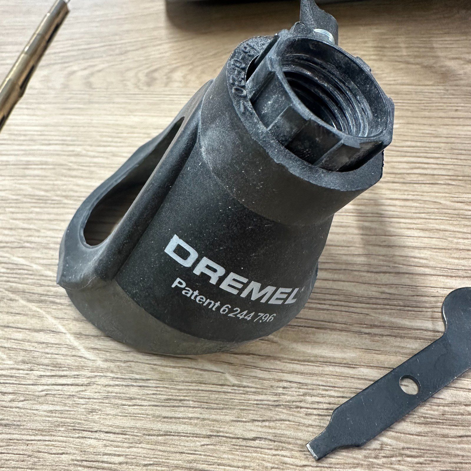 Dremel 300 Series Rotary Tool Kit 240V Variable Speed - Used With Case - Image 2