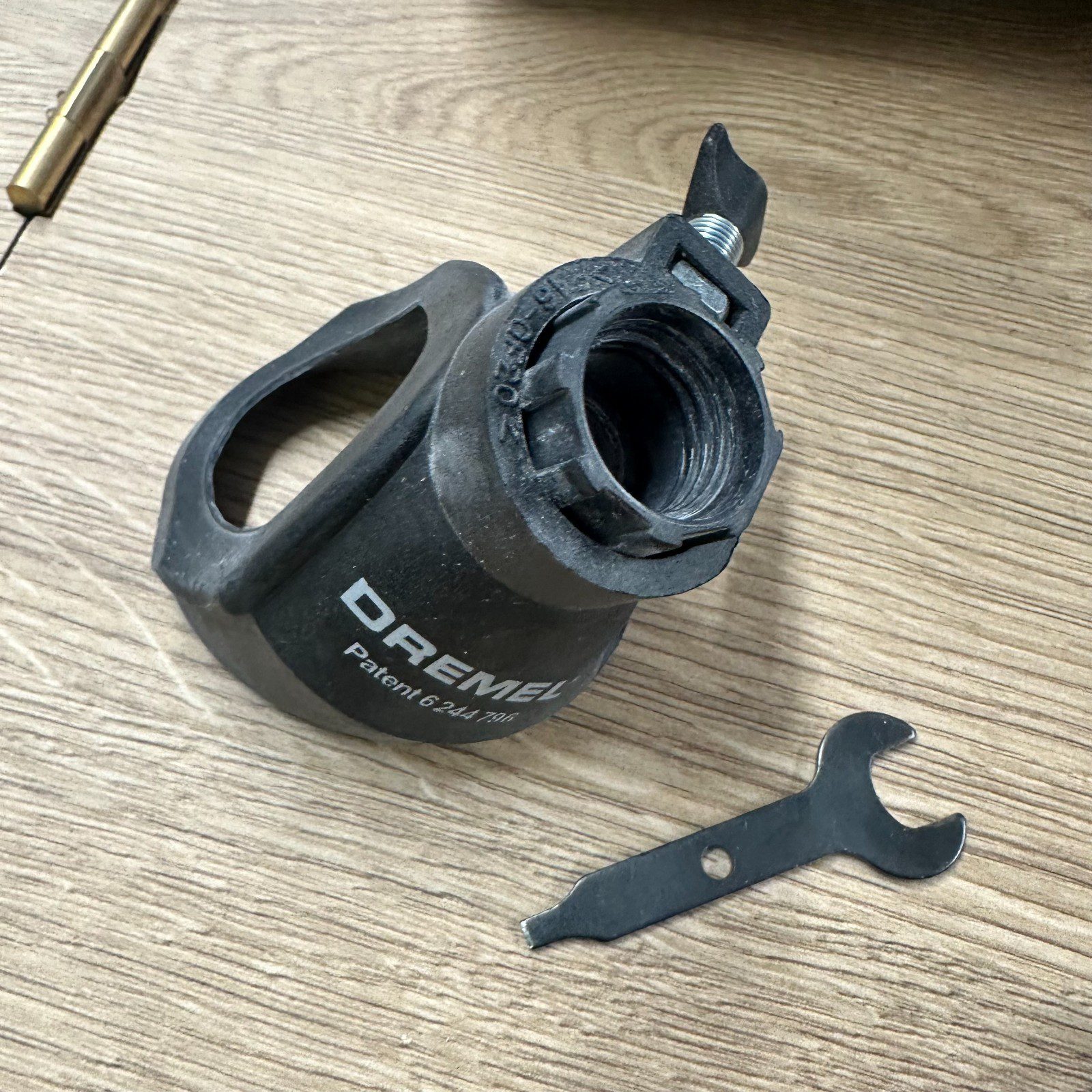 Dremel 300 Series Rotary Tool Kit 240V Variable Speed - Used With Case - Image 9