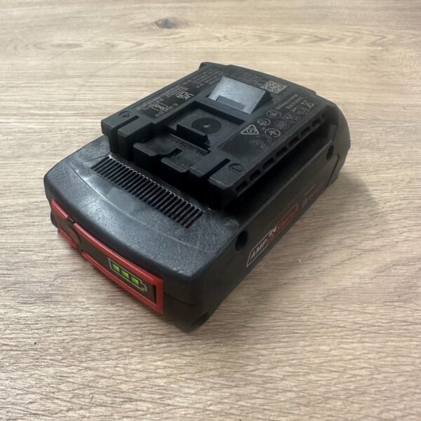 Bosch Professional 18v GBA 2.0Ah Li-Ion Battery AmpShare Bosch Professional