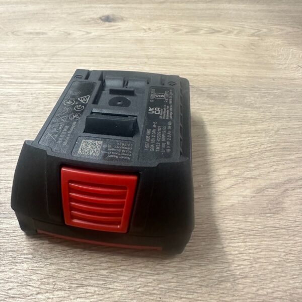 Bosch Professional 18v GBA 2.0Ah Li-Ion Battery AmpShare Bosch Professional