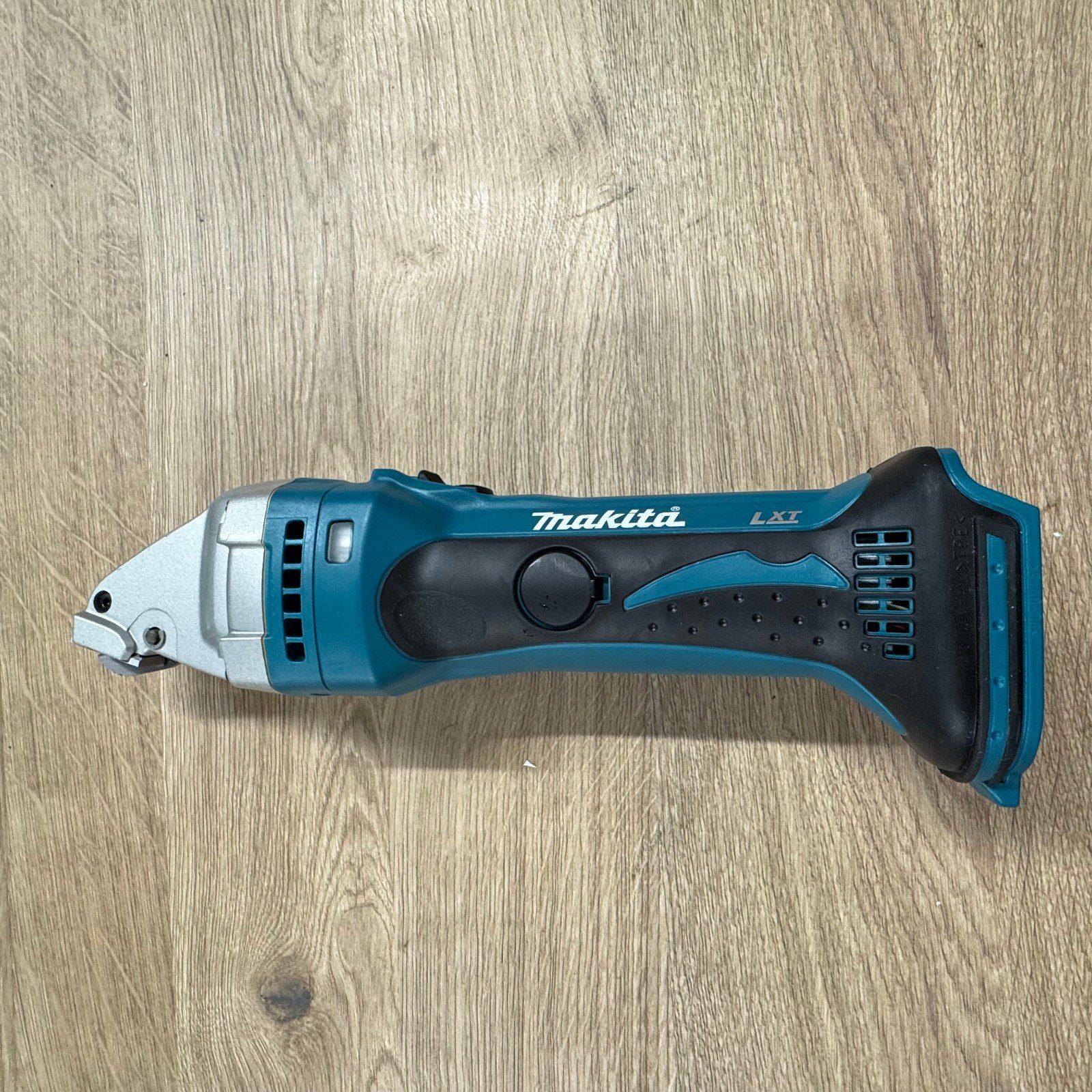 Makita DJS161 18V LXT Cordless Metal Straight Shear Bare Unit