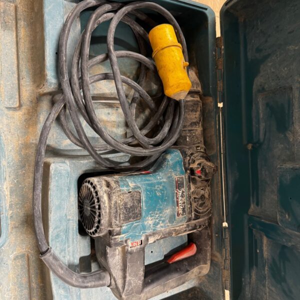 Makita HR3000C 110V SDS+ Rotary Hammer Drill with Case and Bits – Used