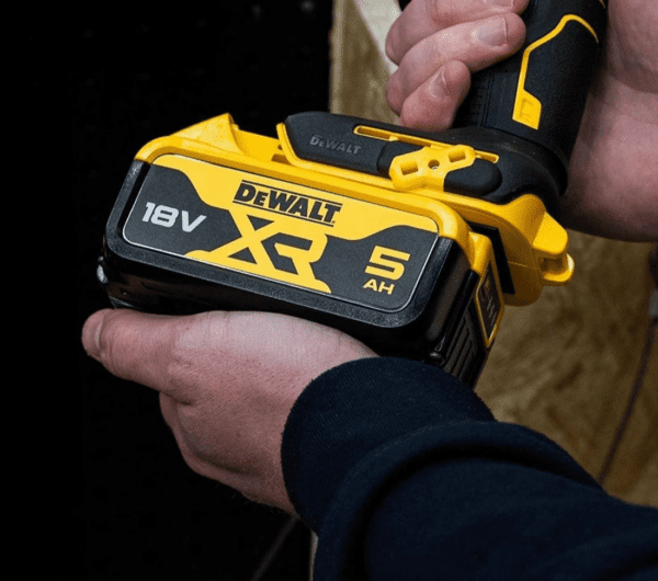 DeWalt DCB184 18V 5.0Ah XR Li-Ion Battery Pack Genuine New
