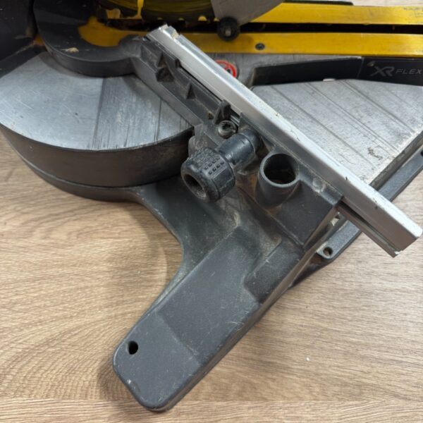 Dewalt DCS777N-XJ XR Flexvolt 54V Cordless Mitre Saw Bare Unit