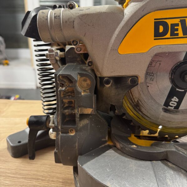 Dewalt DCS777N-XJ XR Flexvolt 54V Cordless Mitre Saw Bare Unit