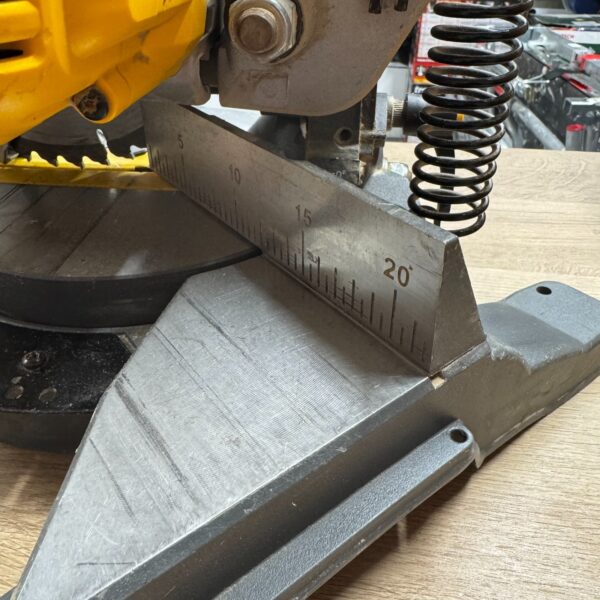 Dewalt DCS777N-XJ XR Flexvolt 54V Cordless Mitre Saw Bare Unit