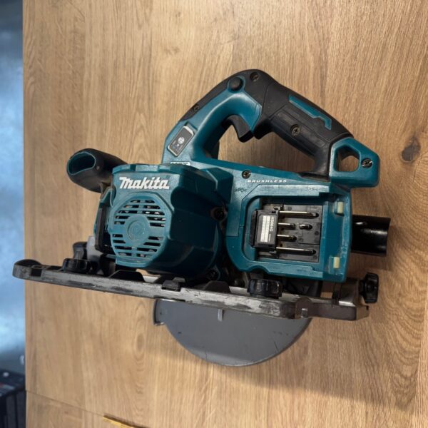 Makita HS004G XGT 40V Max Circular Saw Brushless Bare Unit Used