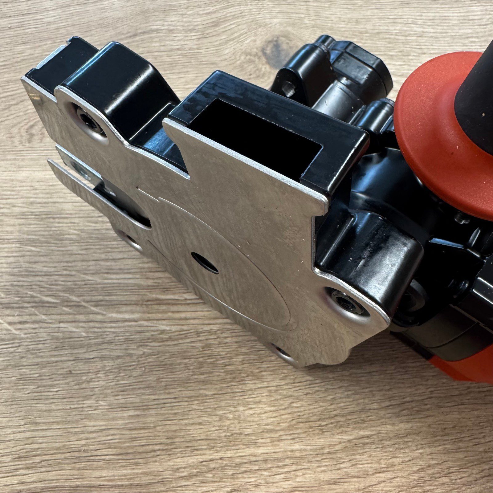 Hilti NRC 6-22 Cordless Rebar Cutter 22V Body Only With Case Used - Image 4