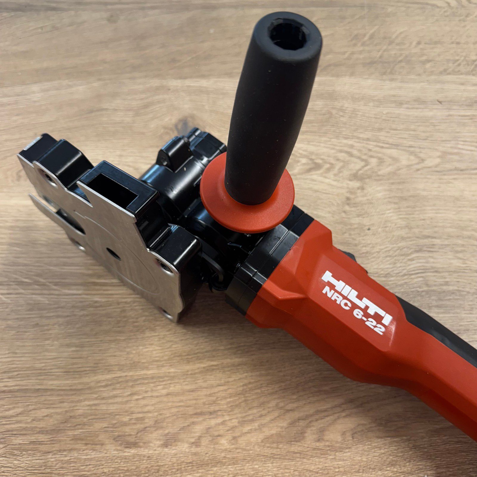 Hilti NRC 6-22 Cordless Rebar Cutter 22V Body Only With Case Used - Image 5