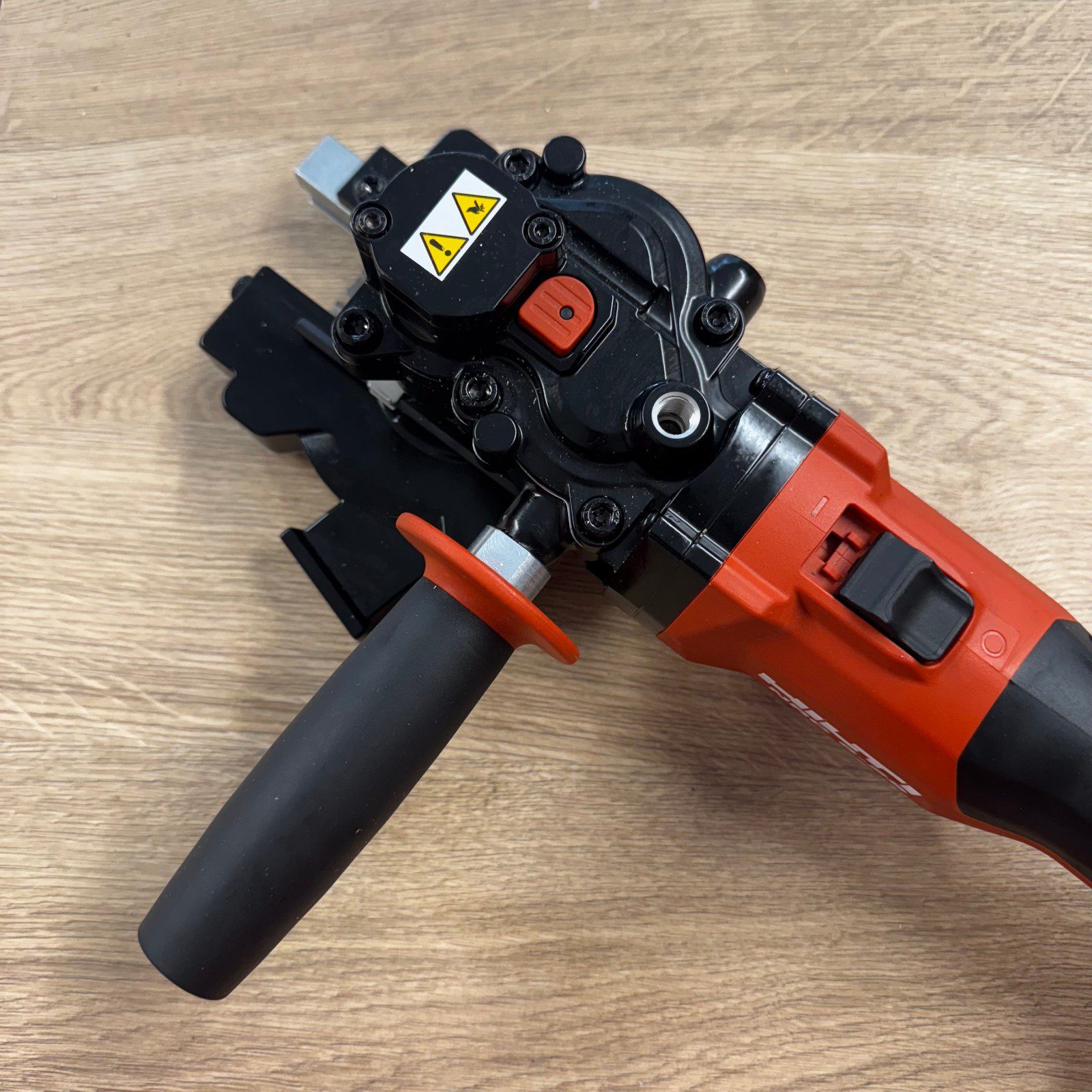 Hilti NRC 6-22 Cordless Rebar Cutter 22V Body Only With Case Used - Image 21