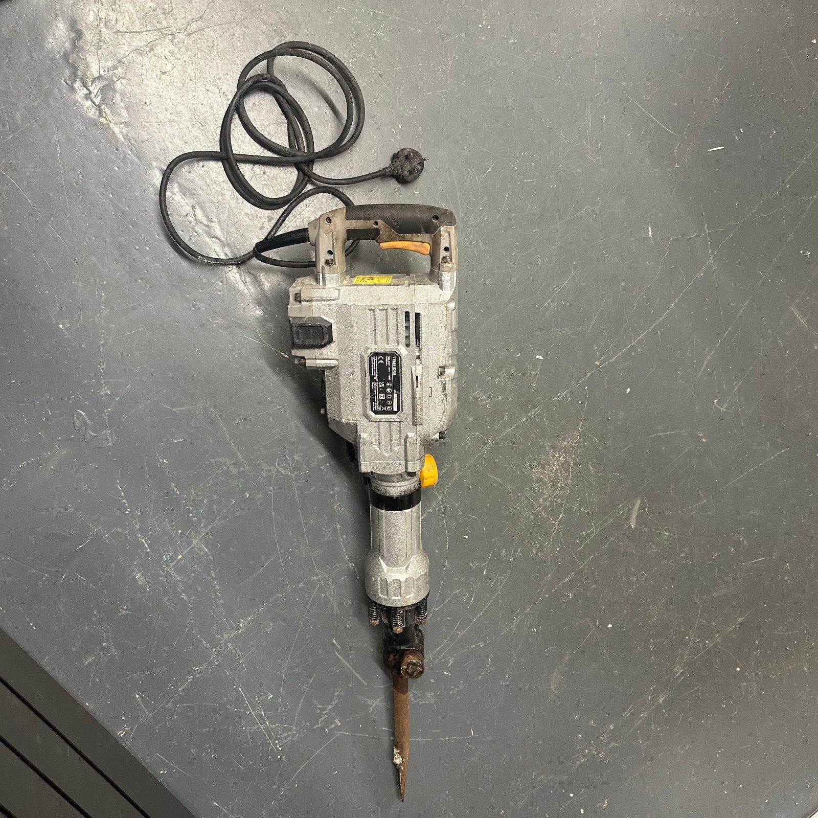 Titan TTB811DRH SDS Rotary Hammer Drill 1700W 240V Heavy Duty Used Tool - Image 17