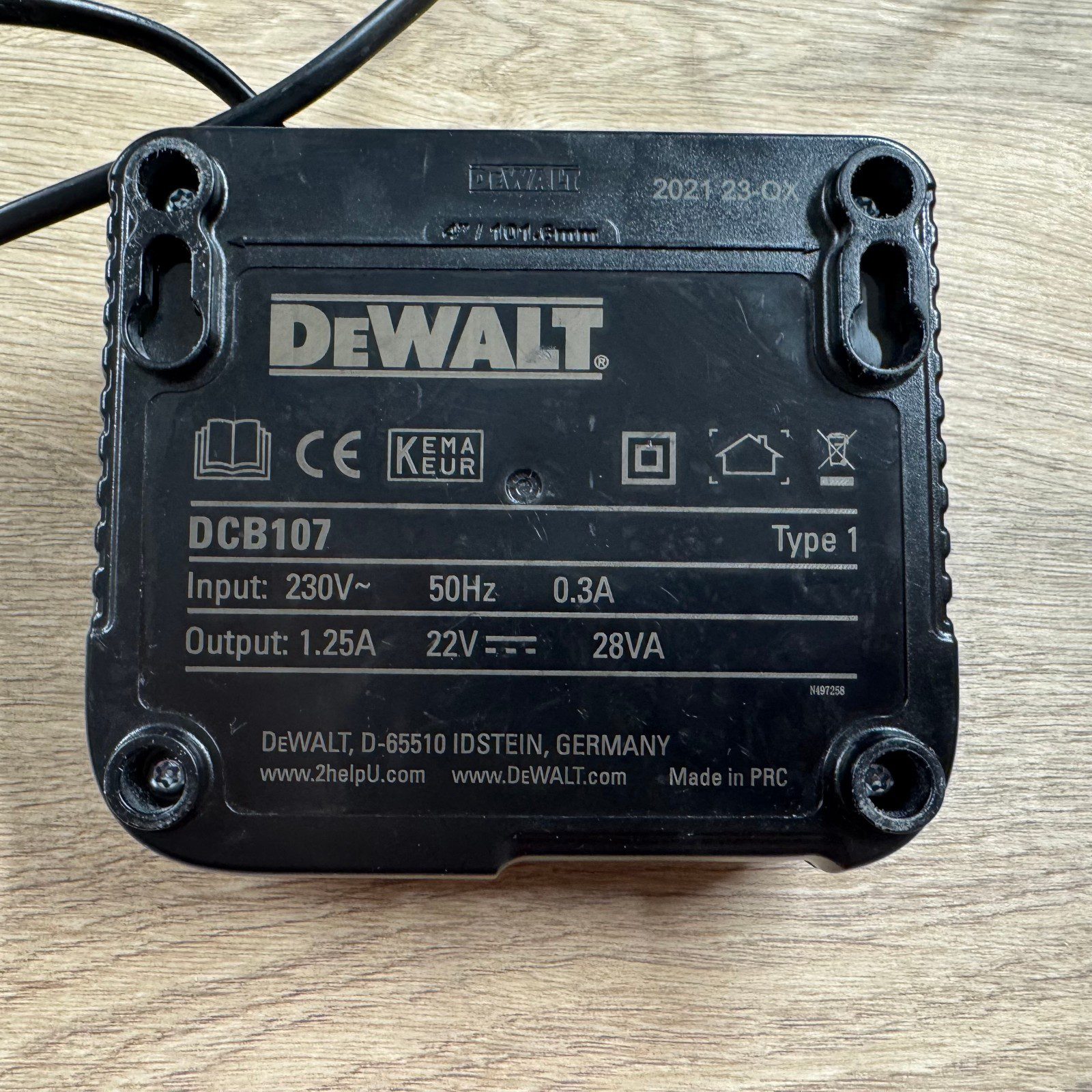 DeWalt DCB107 XR Li-Ion Battery Charger 10.8V 12V 14.4V 18V Used - Image 7