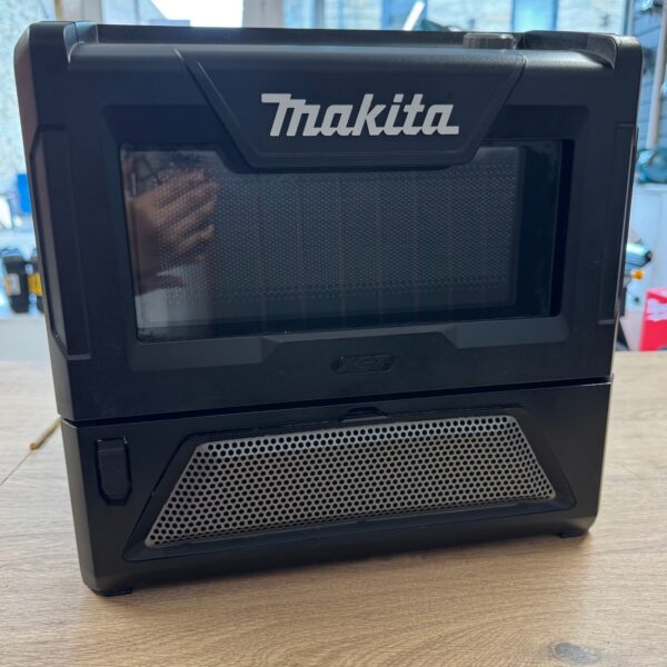 Makita MW001G Cordless Microwave XGT 40V Max Jobsite Microwave Body Only Tool