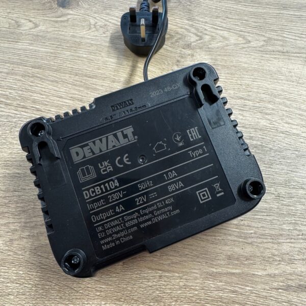 DeWalt DCB1104 Battery Charger 12V 18V XR Li-Ion Fast Charger