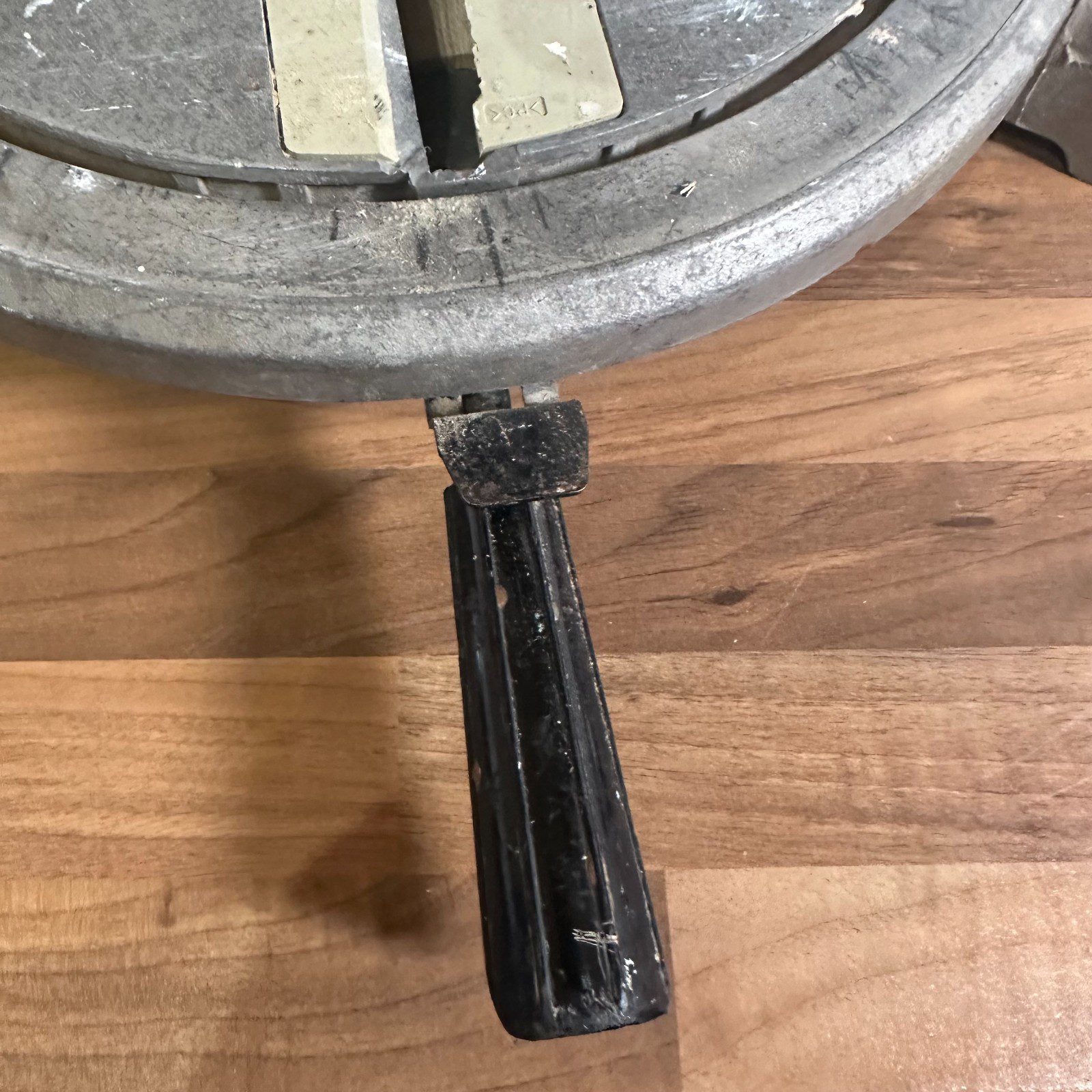 Makita LS1040 Mitre Saw 110V 1650W 255mm Compound Bevel Chop Saw Tool - Image 12