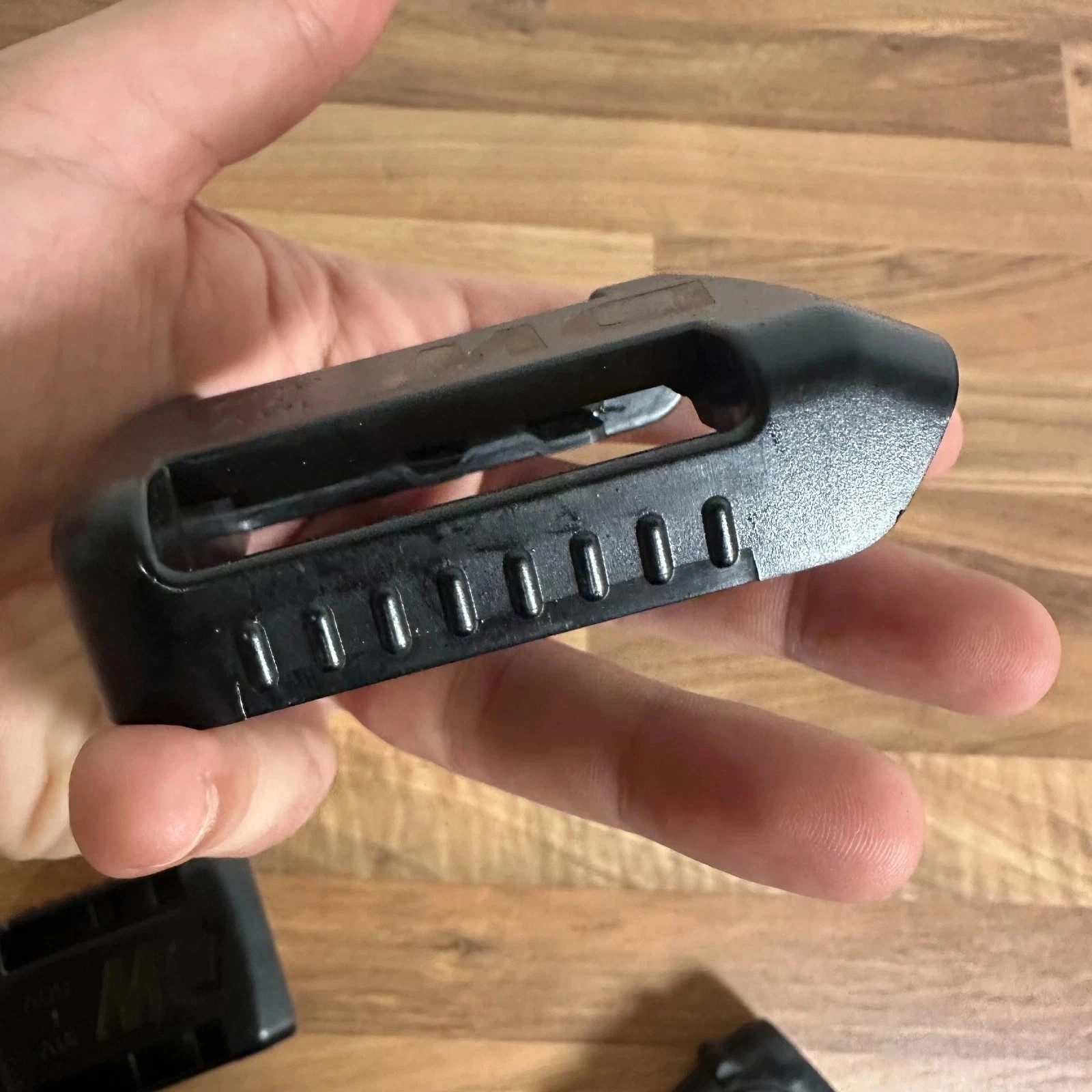 DeWalt 18V 54V Battery Wall Mount Brackets Used Battery Holder Mounts Black - Image 8