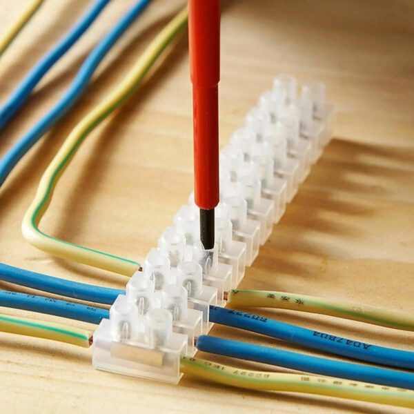 Dekton 6 Piece DT85110 Insulated Screwdriver Set VDE Phillips Flat 1000V