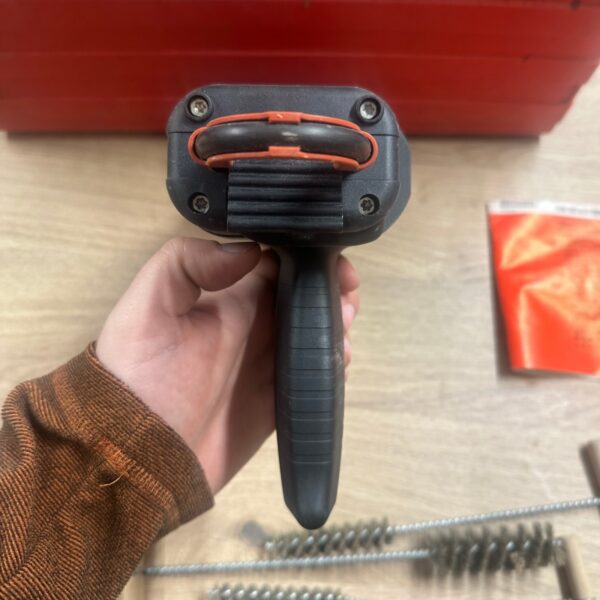 Hilti MD2000 Mortar Gun Dispenser Kit with Case & Brushes Used Tool Set