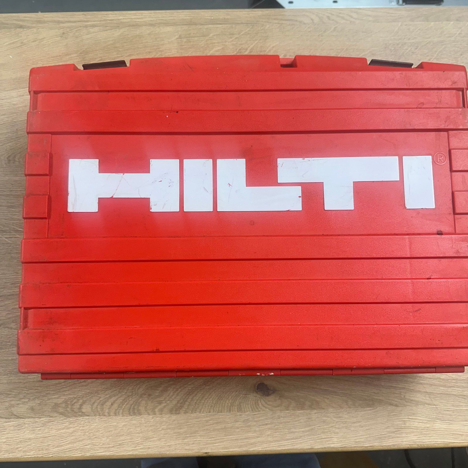 Hilti MD2000 Mortar Gun Dispenser Kit with Case & Brushes Used Tool Set - Image 16