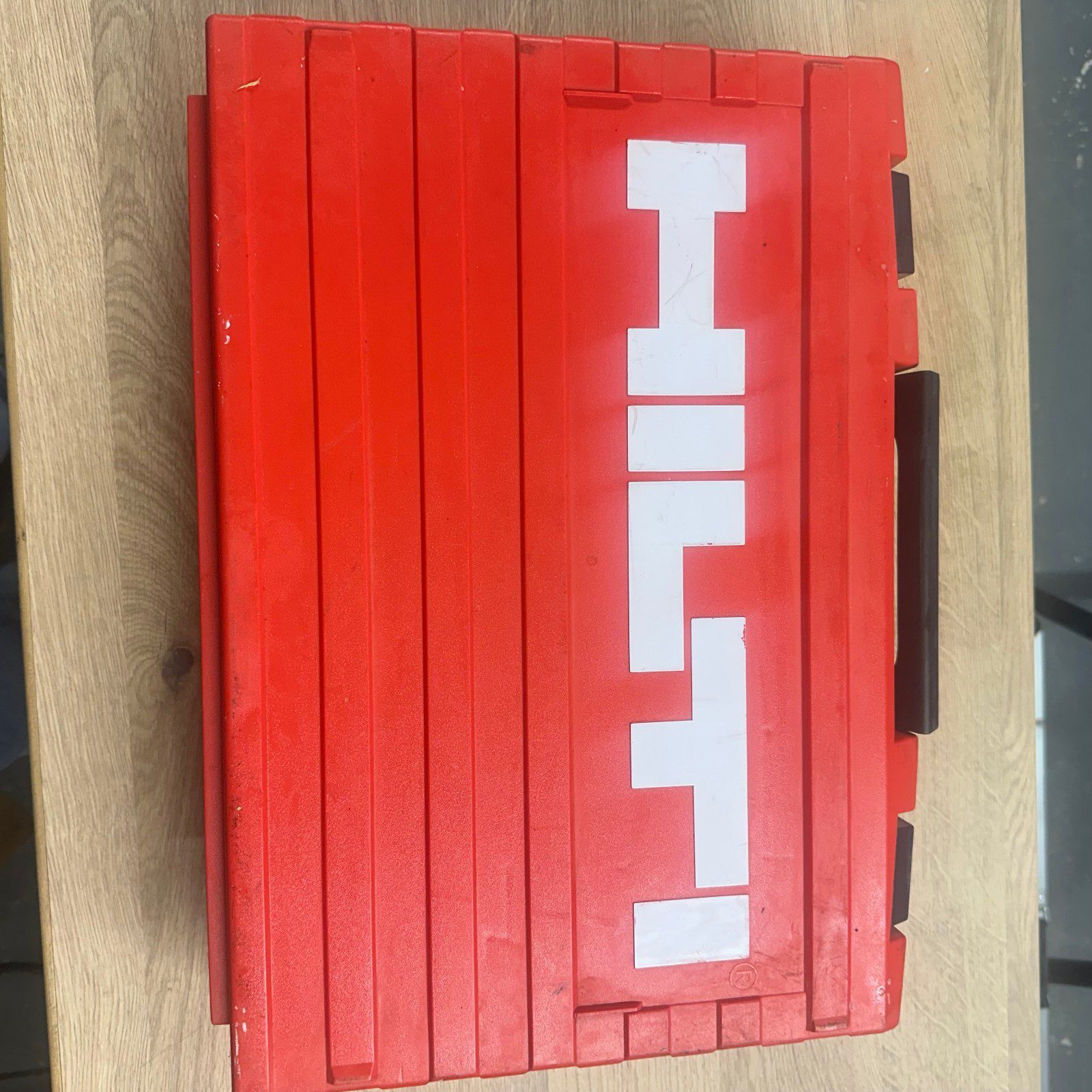 Hilti MD2000 Mortar Gun Dispenser Kit with Case & Brushes Used Tool Set - Image 18