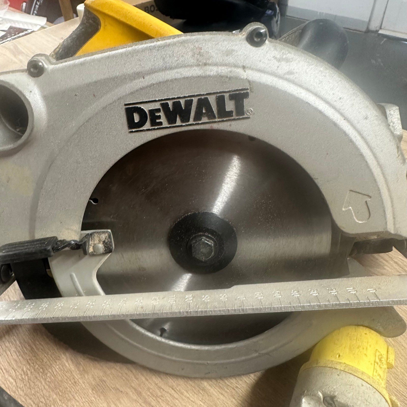 DeWalt D23650-LX Circular Saw 190mm 115V 1350W Used Electric Saw - Image 14