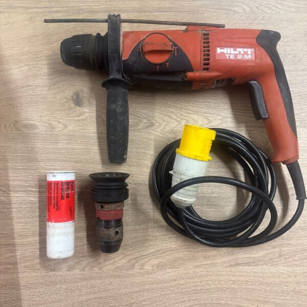 Hilti TE 2-M SDS Plus Rotary Hammer Drill 110V with Case & Side Handle Used
