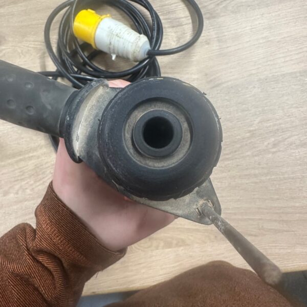 Hilti TE 2-M SDS Plus Rotary Hammer Drill 110V with Case & Side Handle Used