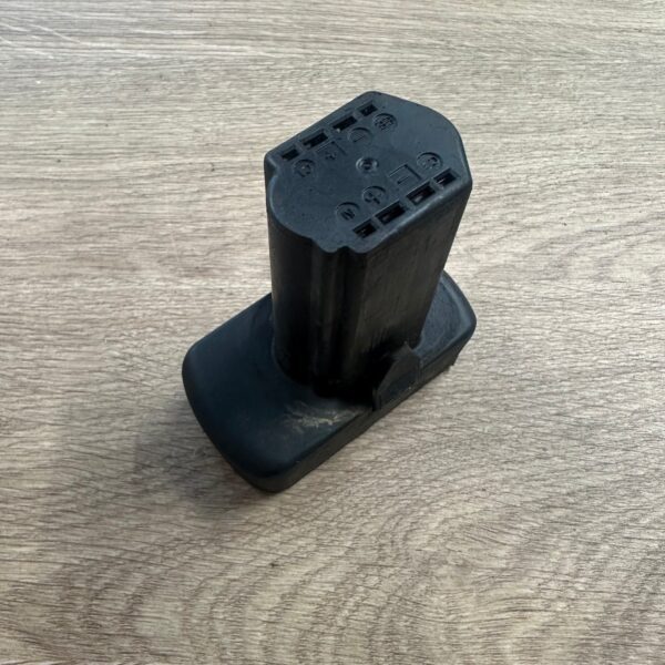 Snap-on CTB8174 14.4V 2.5Ah Lithium Ion Battery Used Power Tool Battery Pack