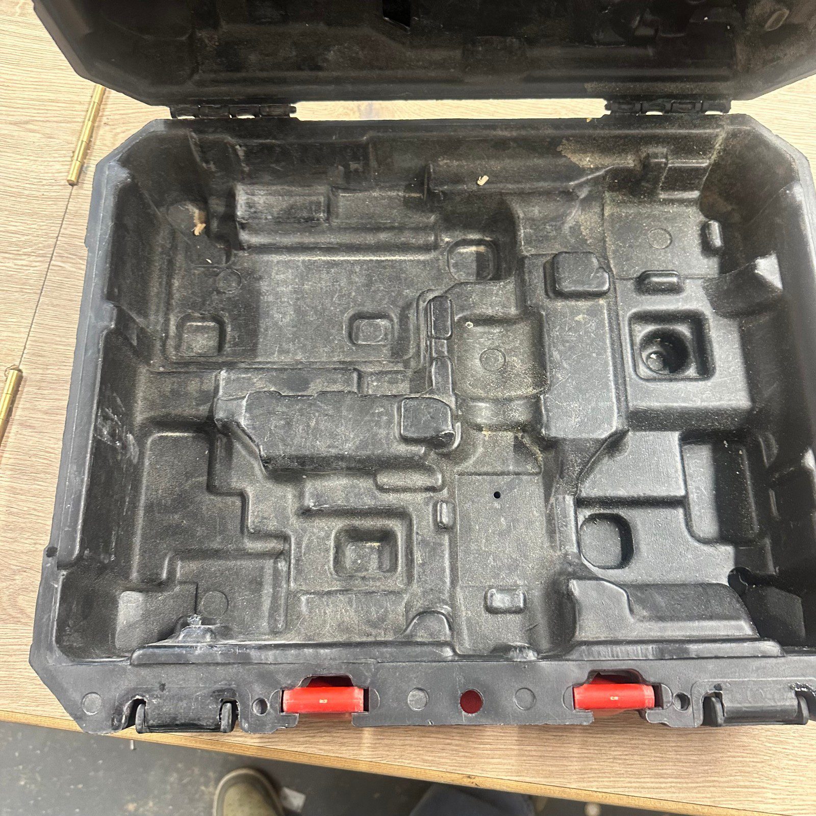 Milwaukee Carry Case for M18 BPP2Q-402C Used Hard Tool Storage Box - Image 3