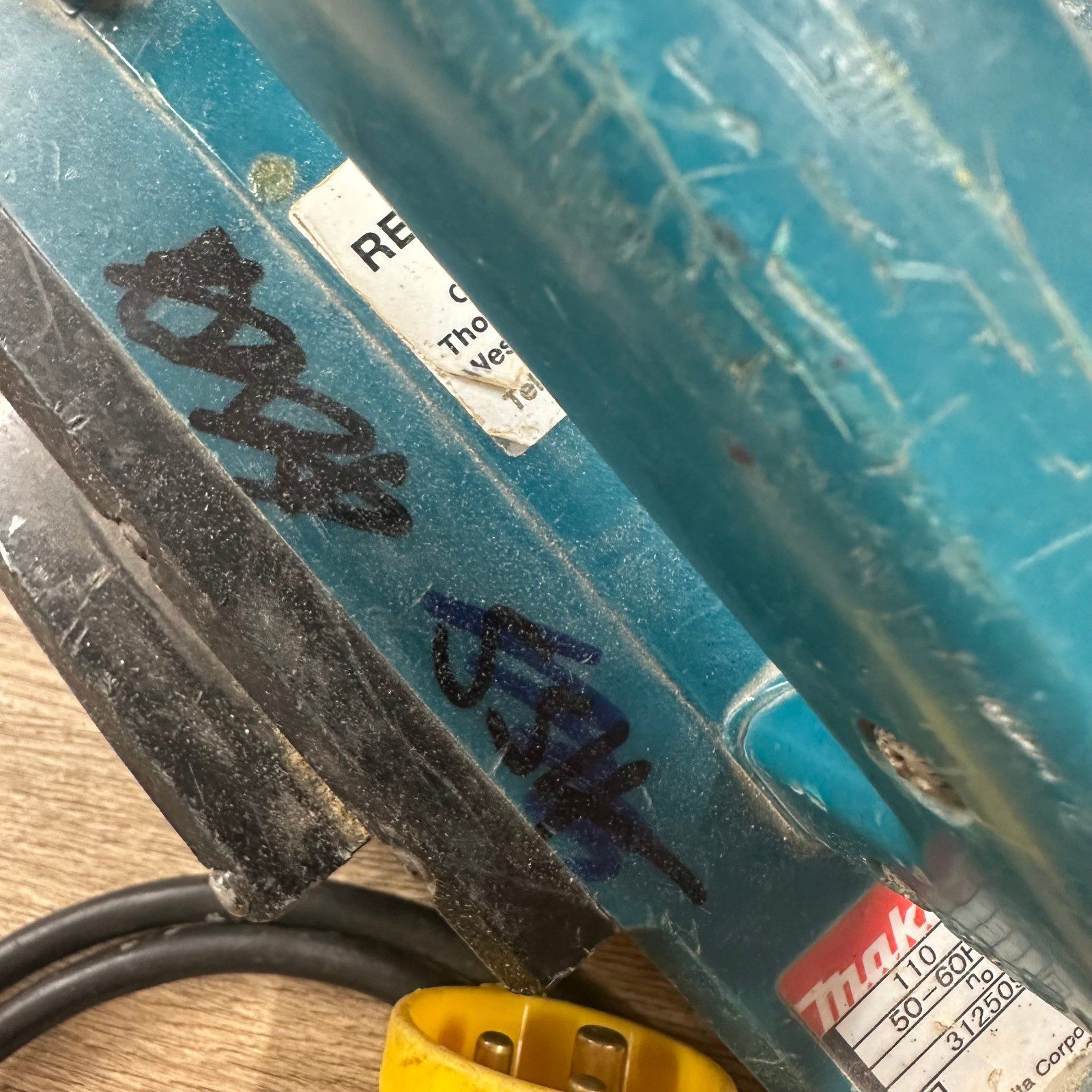 Makita 1902 82mm Electric Planer 110V 500W Wood Planer Used - Image 7