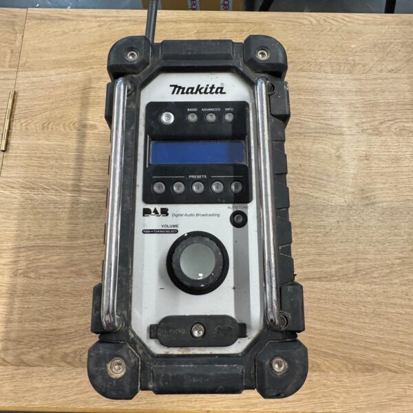Makita BMR104 DAB Site Radio Used 18V LXT Jobsite Radio Body Only