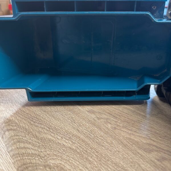 Makita BMR104 DAB Site Radio Used 18V LXT Jobsite Radio Body Only