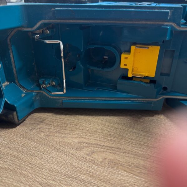 Makita BMR104 DAB Site Radio Used 18V LXT Jobsite Radio Body Only