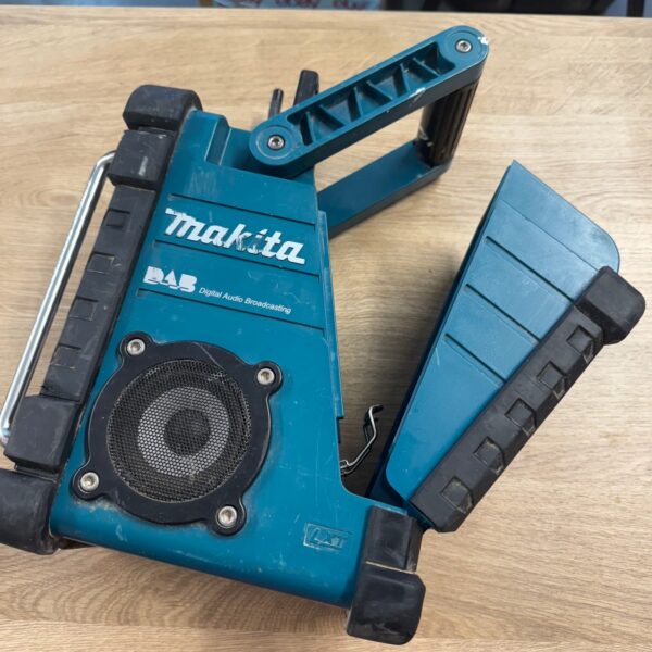 Makita BMR104 DAB Site Radio Used 18V LXT Jobsite Radio Body Only