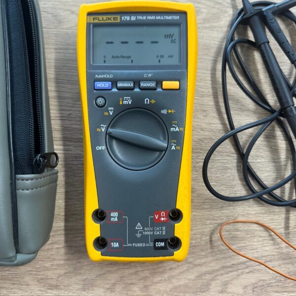 Fluke 179 True RMS Digital Multimeter With Case Leads And Type K Adapter Used