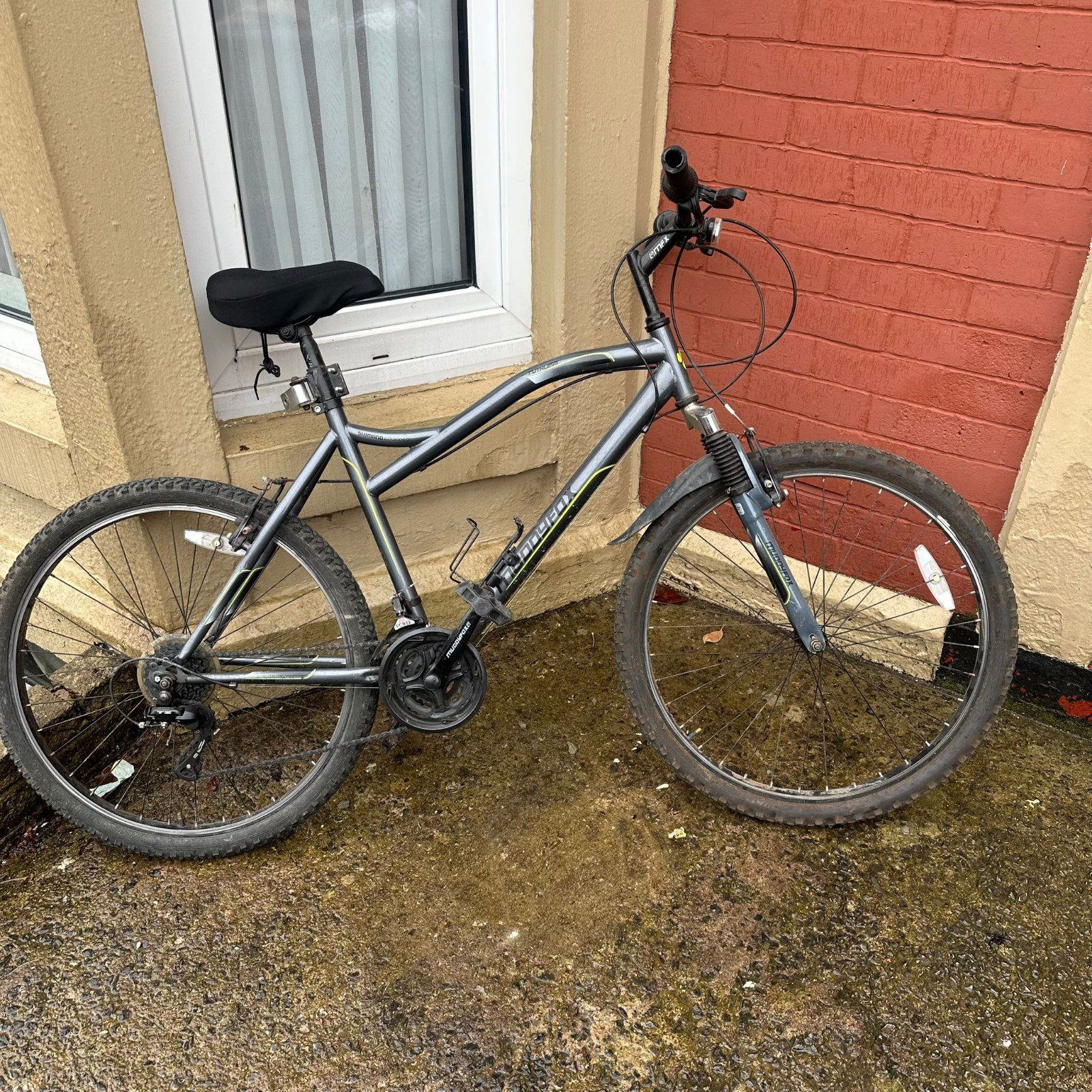 Muddyfox Men’s Mountain Bike XL Frame Shimano Tourney SIS Front Suspension - Image 1