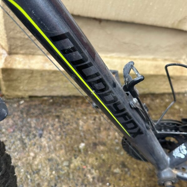 Muddyfox Men’s Mountain Bike XL Frame Shimano Tourney SIS Front Suspension