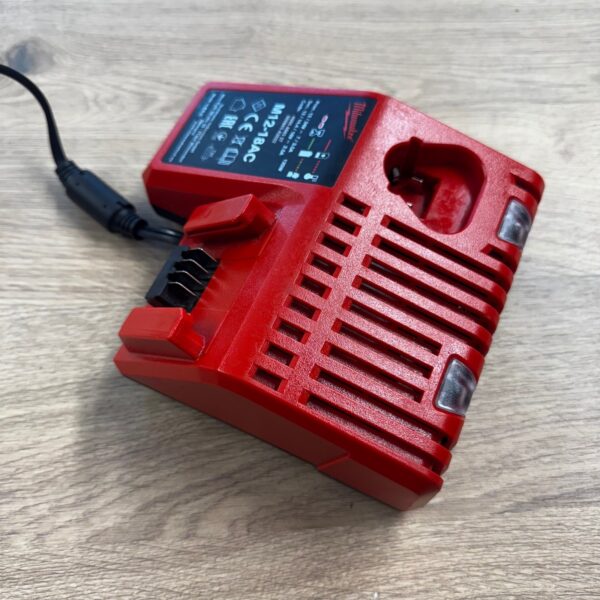 Milwaukee M12-18AC Battery Charger M12 M18 Lithium Ion Charger