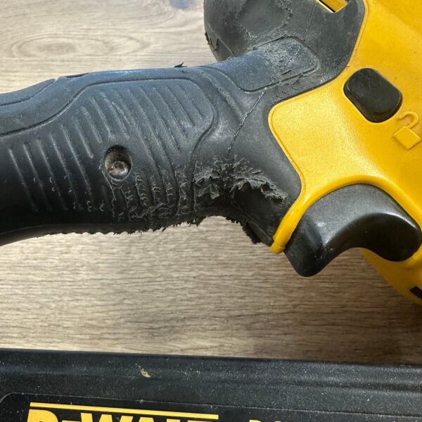 DeWalt DCN692 XR Brushless Framing Nailer 18V First Fix Nail Gun