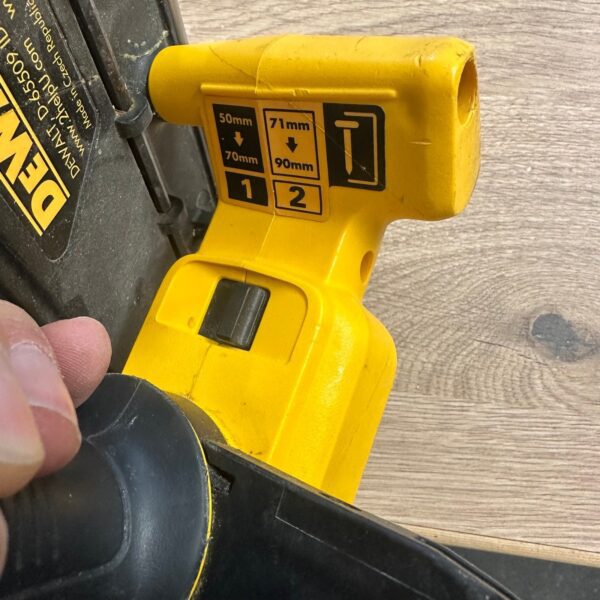 DeWalt DCN692 XR Brushless Framing Nailer 18V First Fix Nail Gun