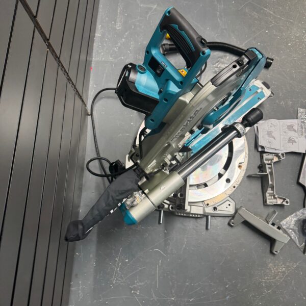 Makita LS1219L 305mm Slide Compound Mitre Saw Laser 110V Wood Cutting Saw