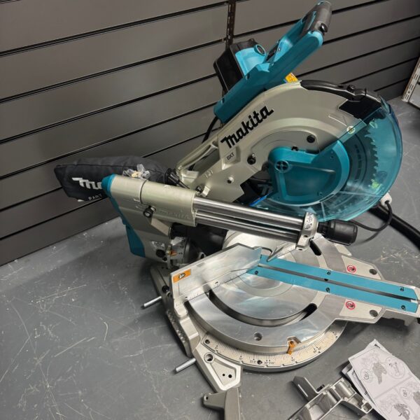 Makita LS1219L 305mm Slide Compound Mitre Saw Laser 110V Wood Cutting Saw
