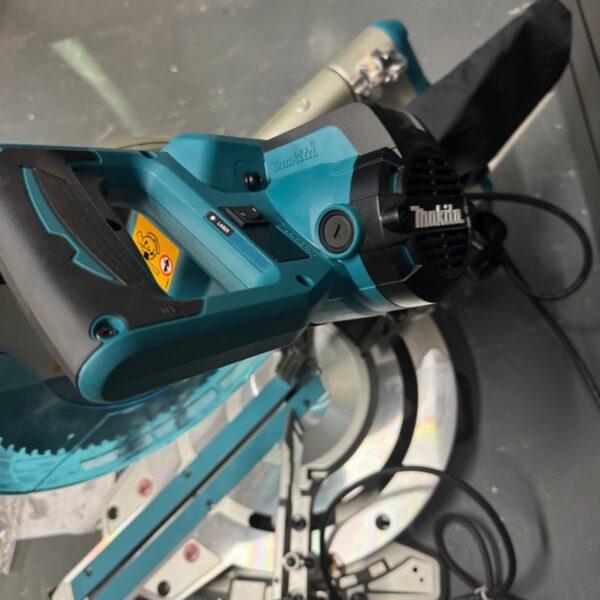 Makita LS1219L 305mm Slide Compound Mitre Saw Laser 110V Wood Cutting Saw