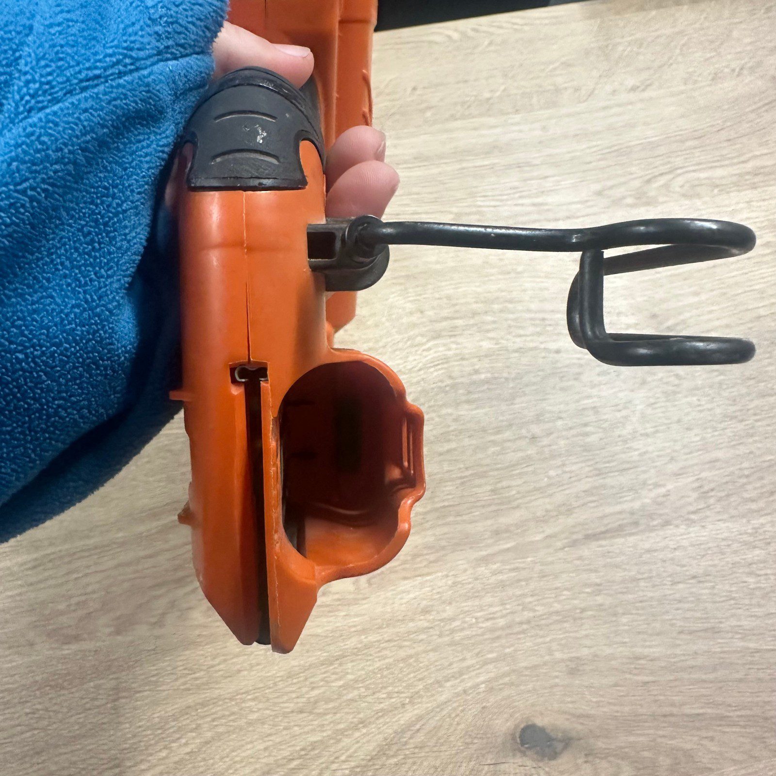 Paslode IM65A F16 Lithium Second Fix Brad Nailer 16G 32–63mm Nail Gun - Image 8